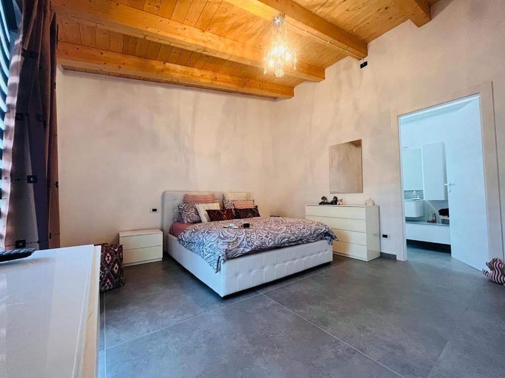 Apartament Casa Feby Aosta Zewnętrze zdjęcie