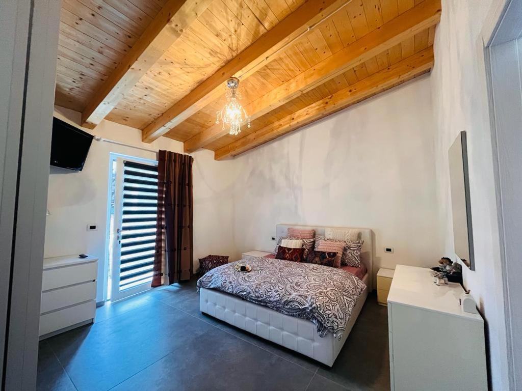 Apartament Casa Feby Aosta Zewnętrze zdjęcie